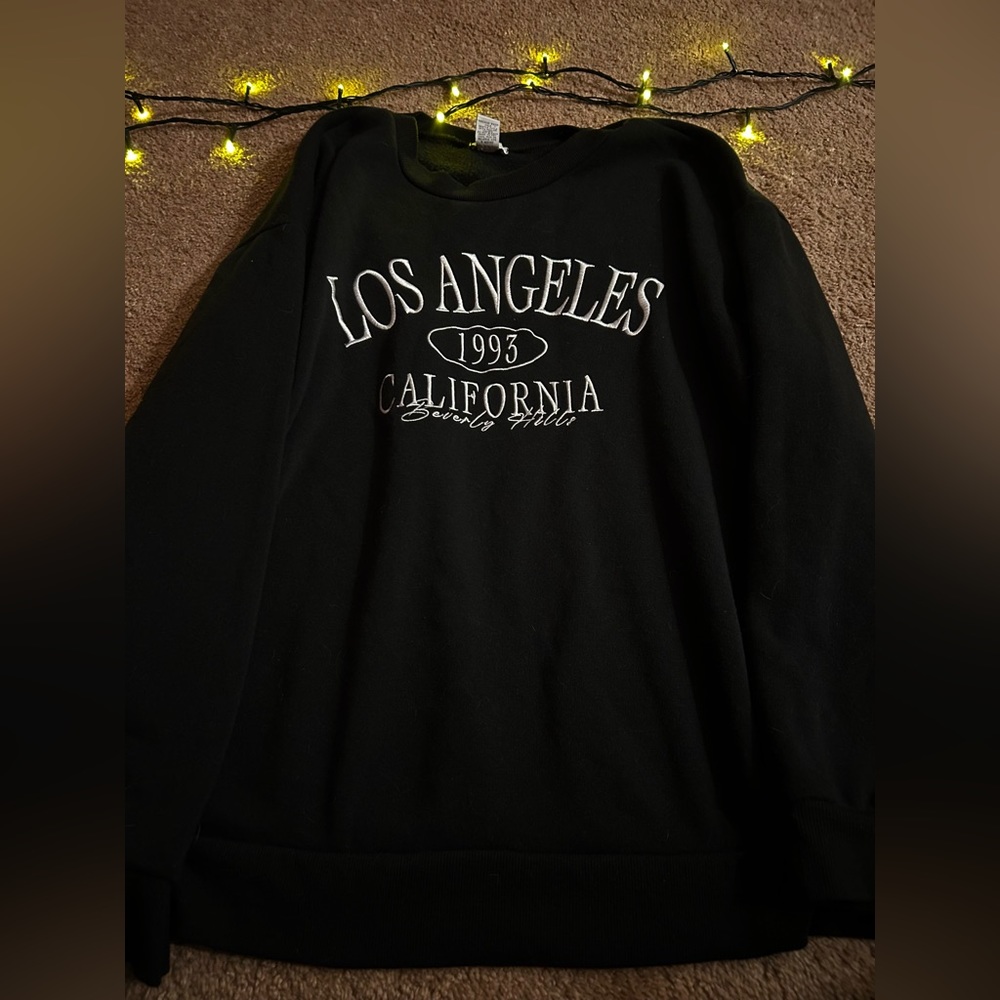 Rue 21 fleece women's sweater